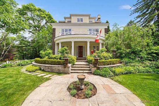 A 4 Bedroom Modern House for Sale