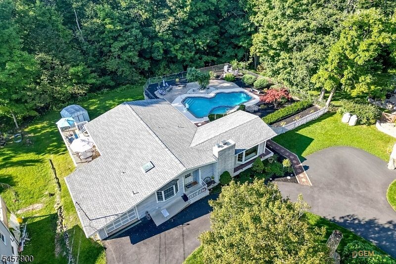 A 4 Bedroom Modern House for Sale